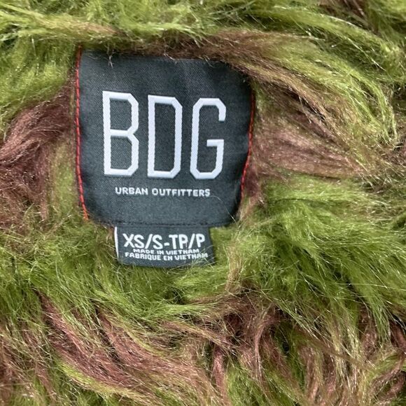 Urban Outfitters BDG Trucker Jacket w/Faux Fur - Picture 13 of 15